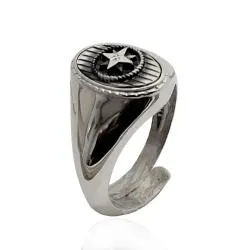 Anello da uomo ovale mm 15x10 in argento 925 rodiato con rosa dei venti centrale