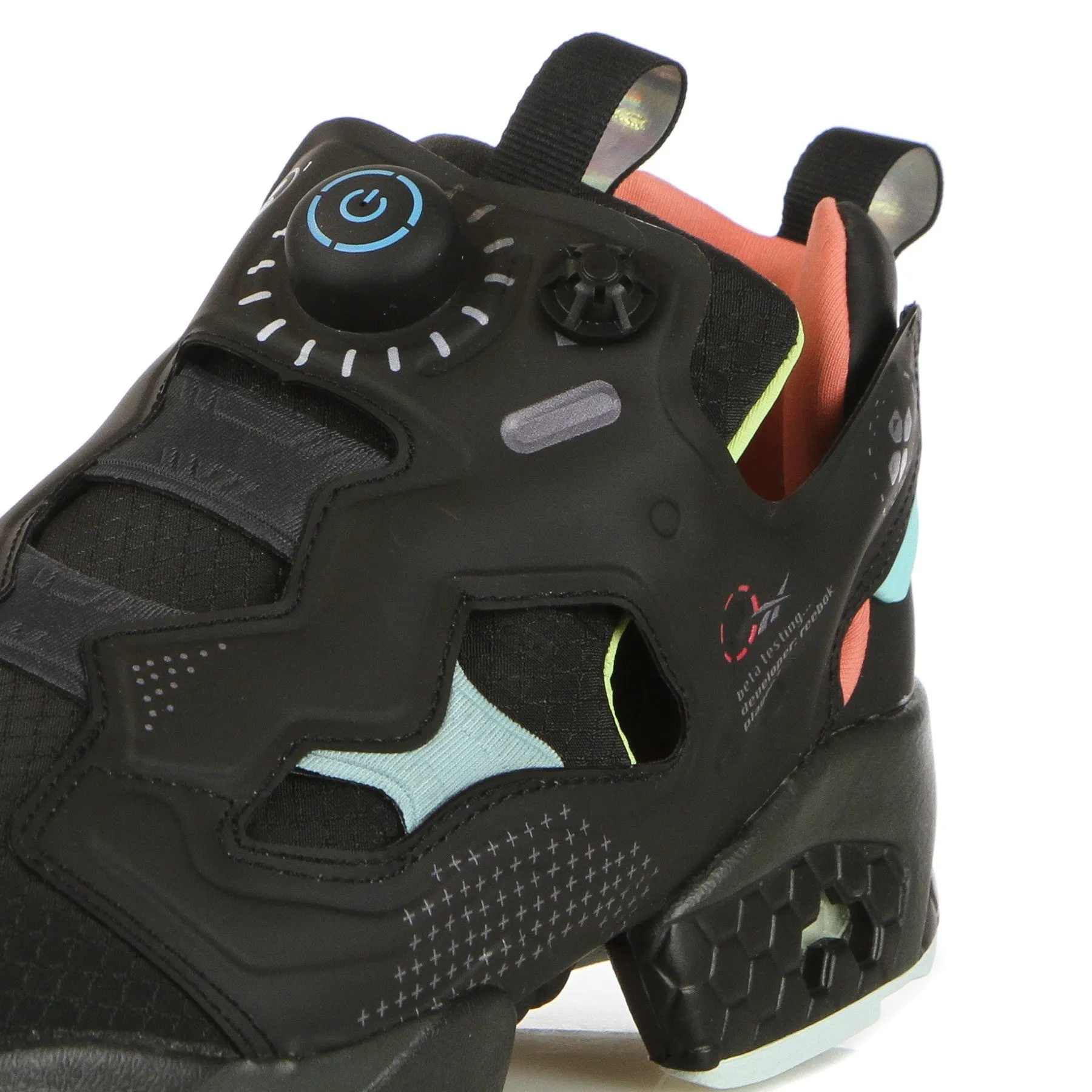 Scarpa Bassa Uomo Instapump Fury Og Black/true Grey 8/digital Glow